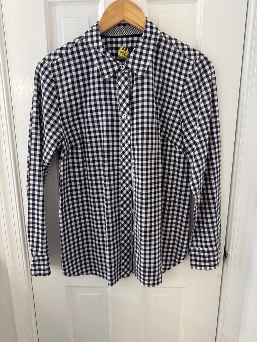 Women’s Talbots dark blue & White Gingham Button-Down Shirt size m dry cleaned